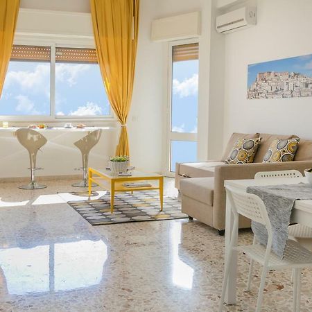 פוצאלו Appartamento La Finestra Sul Mare מראה חיצוני תמונה